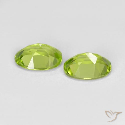 Shop natural 1.76ct Vert moyen Péridot gems, ovale, from Chine at GemSelect. In stock, global shipping!
