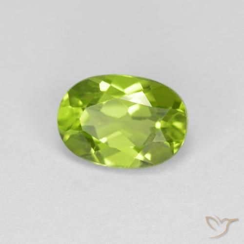 Péridot Vert éclatant naturelle ovale, 1.01 ct, VS