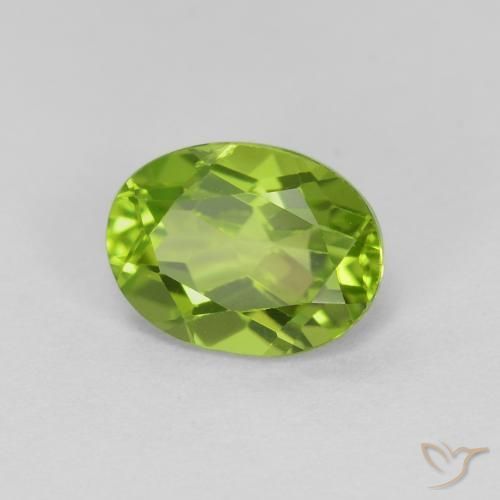 Péridot Vert jaunâtre naturelle ovale, 1.41 ct, VS