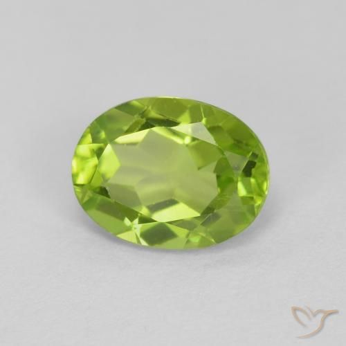 Péridot Vert éclatant naturelle ovale, 1.49 ct, VS
