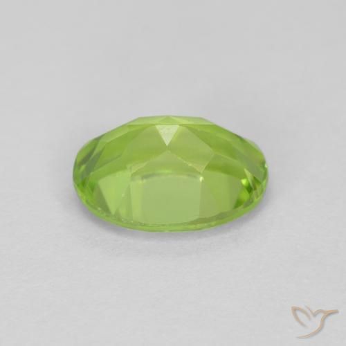 Péridot Vert éclatant naturelle ovale, 1.44 ct, VVS-VS