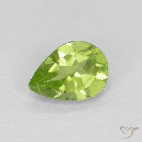 0.74ct Naturel Vert vif et léger Péridot, En forme de poire, VVS