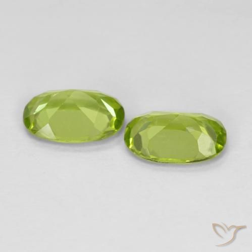 Shop natural 1.52ct Vert jaunâtre Péridot gems, ovale, from Chine at GemSelect. In stock, global shipping!