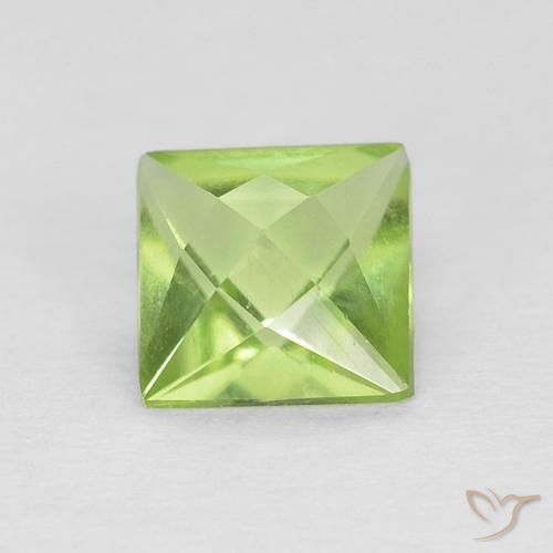 0.72ct Naturel Vert moyen Péridot, Carré, VS