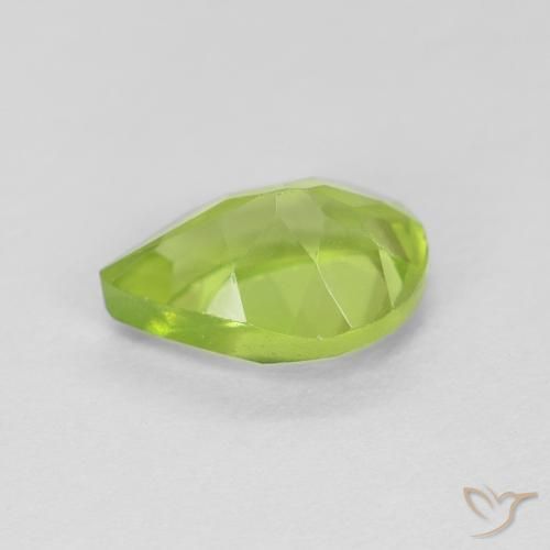Péridot Vert moyen naturelle En forme de poire, 0.87 ct, VVS-VS