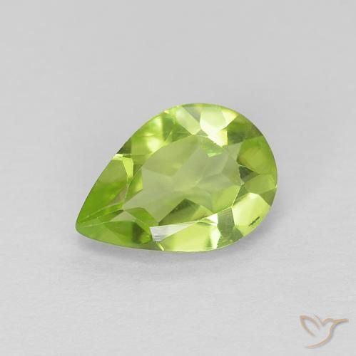 0.72ct Naturel Vert moyen Péridot, En forme de poire, VVS-VS