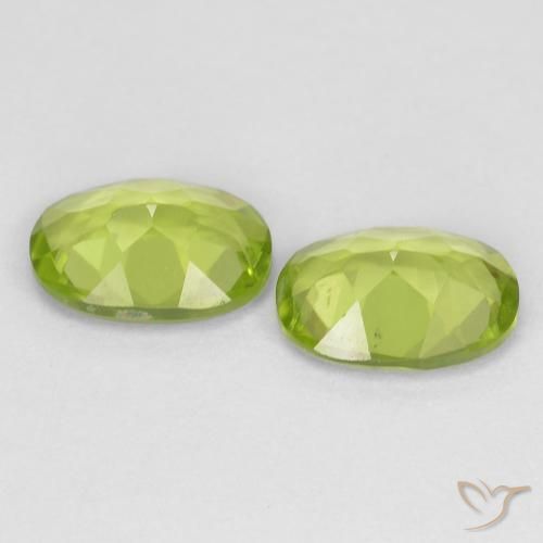 Shop natural 1.69ct Vert éclatant Péridot gems, ovale, from Chine at GemSelect. In stock, global shipping!
