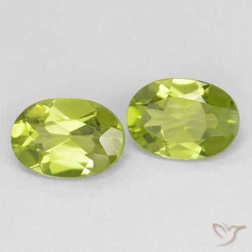 Shop natural 1.72ct Vert moyen Péridot gems, ovale, from Chine at GemSelect. In stock, global shipping!