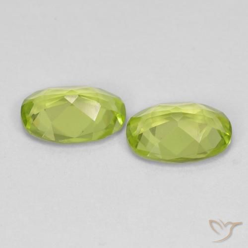 Shop natural 1.47ct Vert jaunâtre vif Péridot gems, ovale, from Chine at GemSelect. In stock, global shipping!