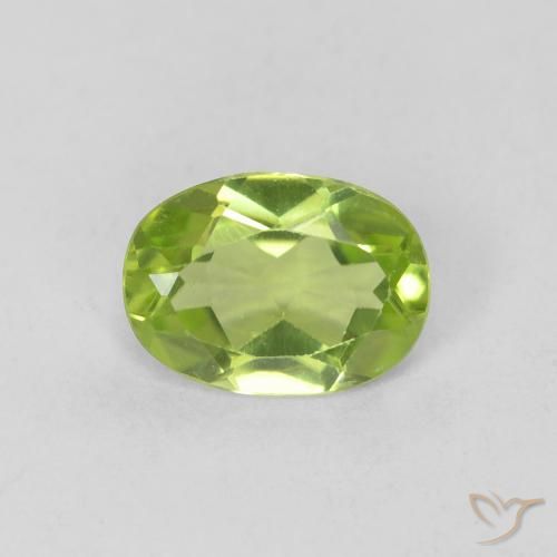 0.80ct Naturel Vert moyen Péridot, ovale, VVS