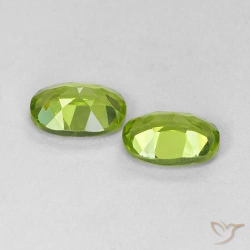 Shop natural 1.84ct Vert éclatant Péridot gems, ovale, from Chine at GemSelect. In stock, global shipping!
