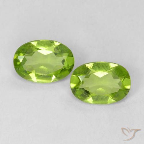 Shop natural 1.55ct Vert moyen Péridot gems, ovale, from Chine at GemSelect. In stock, global shipping!
