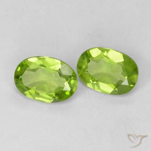 Shop natural 1.55ct Vert moyen Péridot gems, ovale, from Chine at GemSelect. In stock, global shipping!