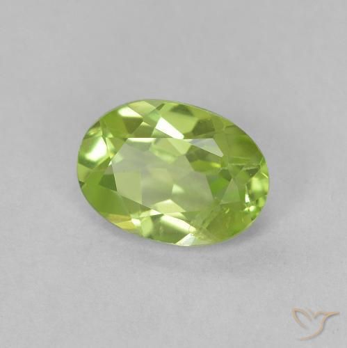 Péridot Vert éclatant naturelle ovale, 0.80 ct, VVS-VS