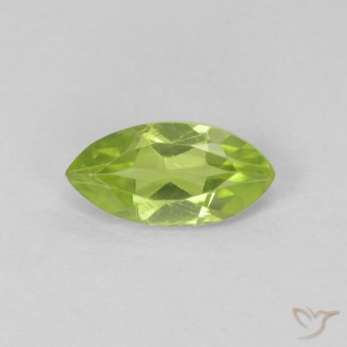 Péridot Vert moyen naturelle Marquise, 0.64 ct, VS