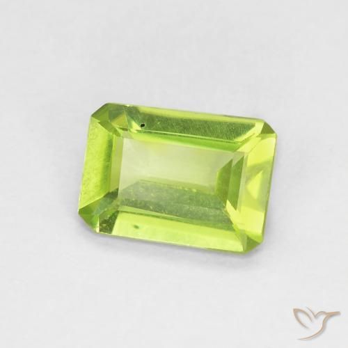 Péridot Vert clair naturelle Octogone / coupe Émeraude, 0.85 ct, VVS-VS