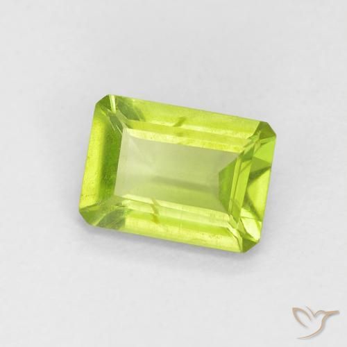 Péridot Vert clair naturelle Octogone / coupe Émeraude, 0.88 ct, VS-SI