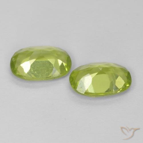 Shop natural 1.39ct Vert moyen Péridot gems, ovale, from Chine at GemSelect. In stock, global shipping!