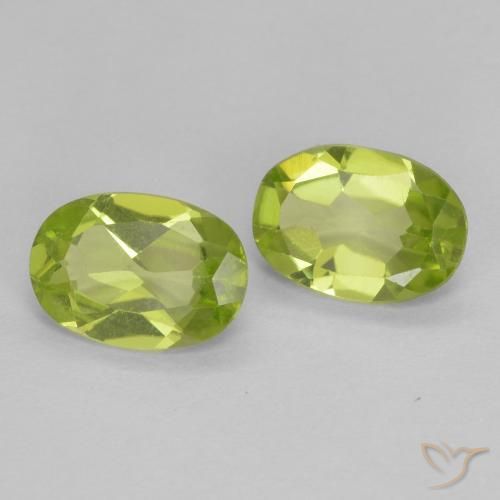 Shop natural 1.38ct Vert éclatant Péridot gems, ovale, from Chine at GemSelect. In stock, global shipping!