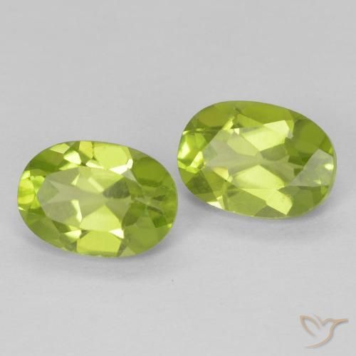 Shop natural 1.89ct Vert éclatant Péridot gems, ovale, from Chine at GemSelect. In stock, global shipping!