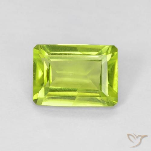 1.09ct Naturel Vert clair Péridot, Taille émeraude, VS