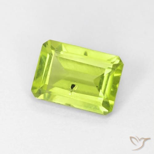Péridot Vert moyen naturelle Octogone / coupe Émeraude, 1.04 ct, VS-SI