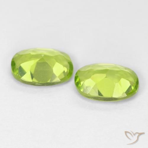Shop natural 1.77ct Vert moyen Péridot gems, ovale, from Chine at GemSelect. In stock, global shipping!