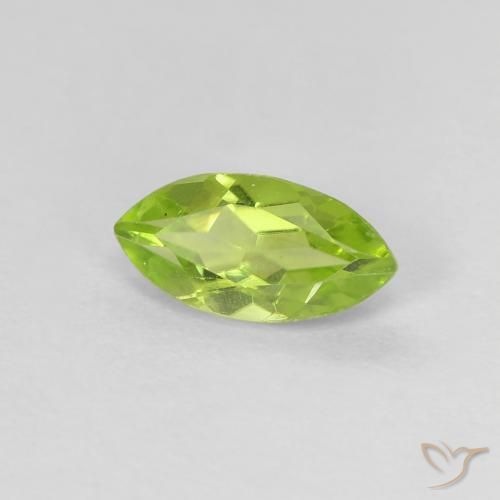 Péridot Vert moyen naturelle Marquise, 0.67 ct, VVS-VS