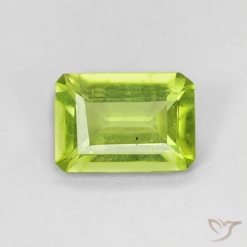 0.90ct Naturel Vert jaunâtre vif Péridot, Taille émeraude, VS-SI
