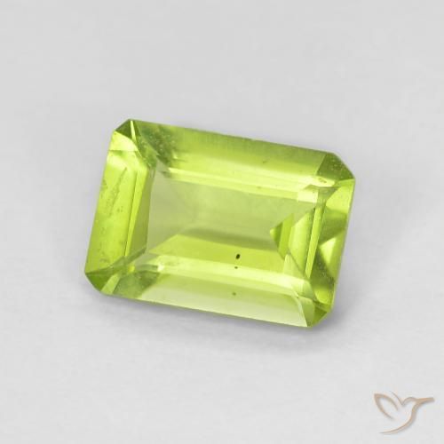 Péridot Vert jaunâtre vif naturelle Octogone / coupe Émeraude, 0.90 ct, VS-SI