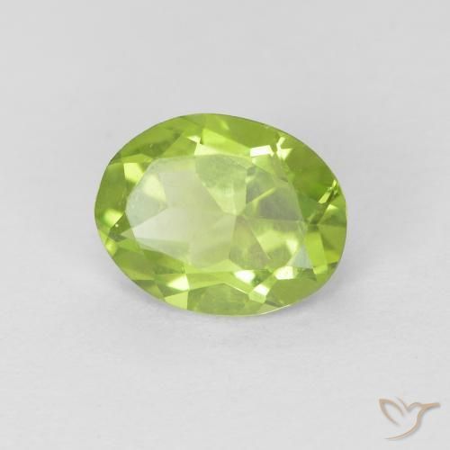Péridot Vert moyen naturelle ovale, 1.10 ct, VS