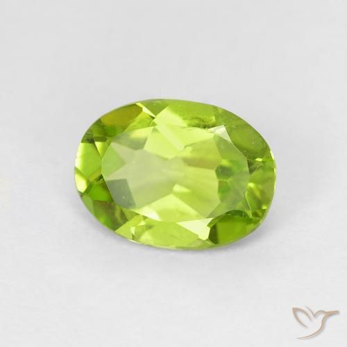 Péridot Vert jaunâtre naturelle ovale, 1.14 ct, VS