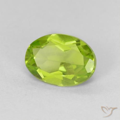 Péridot Vert clair naturelle ovale, 1.11 ct, VS