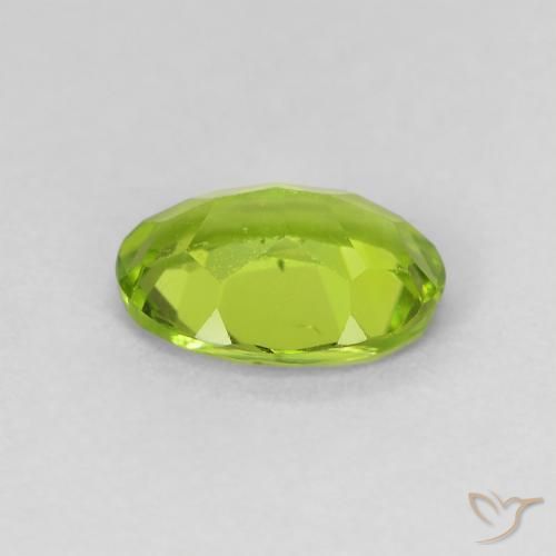 Péridot Vert clair naturelle ovale, 1.11 ct, VS