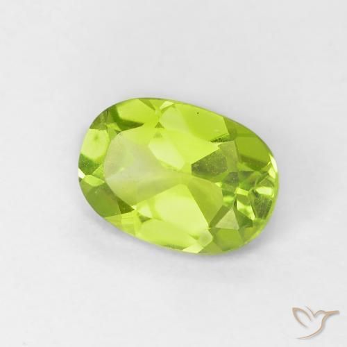 Péridot Vert jaunâtre vif naturelle ovale, 0.87 ct, VVS-VS