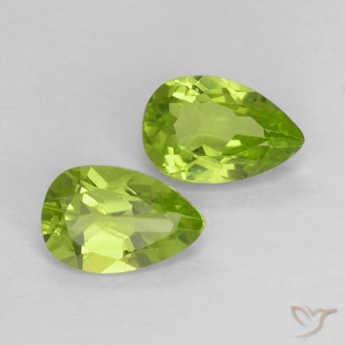 Shop natural 0.96ct Vert éclatant Péridot gems, En forme de poire, from Chine at GemSelect. In stock, global shipping!