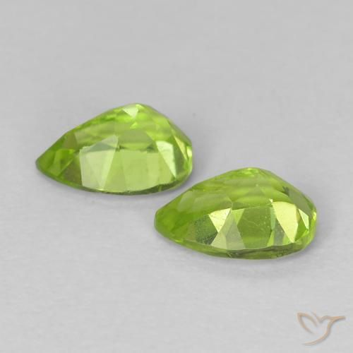 Shop natural 0.97ct Vert moyen Péridot gems, En forme de poire, from Chine at GemSelect. In stock, global shipping!