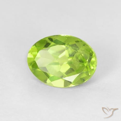 Péridot Vert éclatant naturelle ovale, 1.23 ct, VS