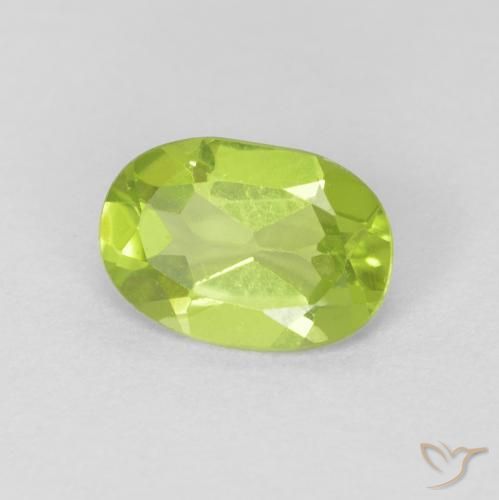 Péridot Vert clair naturelle ovale, 0.76 ct, VVS-VS