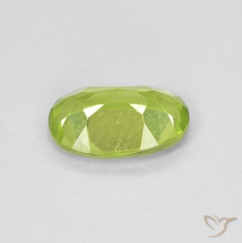 Péridot Vert clair naturelle ovale, 0.76 ct, VVS-VS