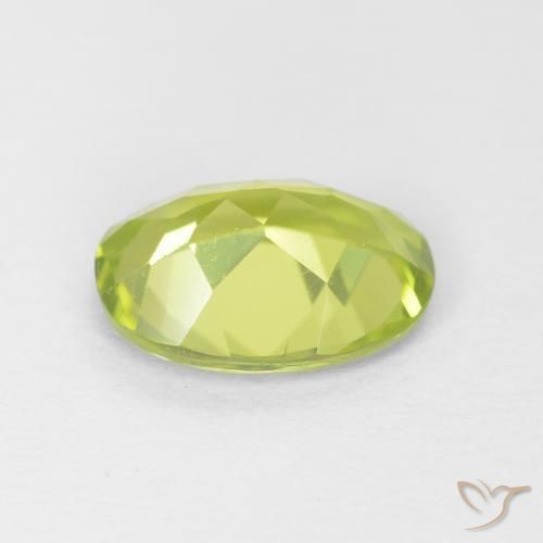 Péridot Vert jaunâtre naturelle ovale, 1.18 ct, VVS-VS