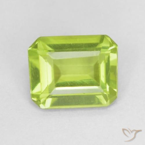 0.78ct Naturel Vert clair Péridot, Taille émeraude, VVS