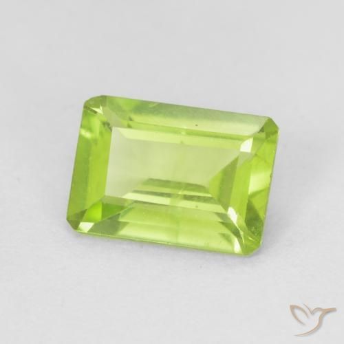 Péridot Vert clair naturelle Octogone / coupe Émeraude, 0.95 ct, VS