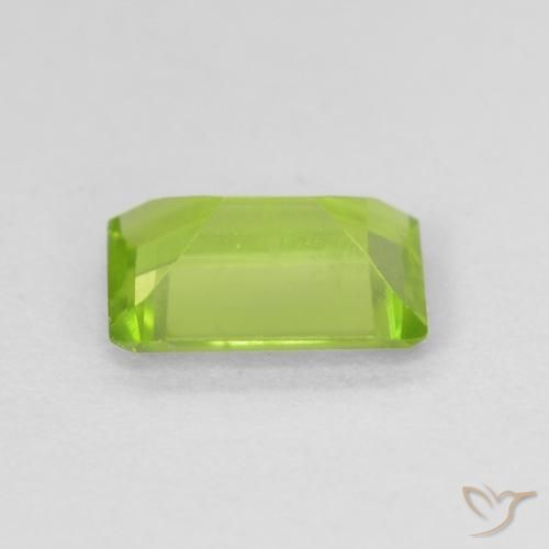 Péridot Vert clair naturelle Octogone / coupe Émeraude, 0.95 ct, VS
