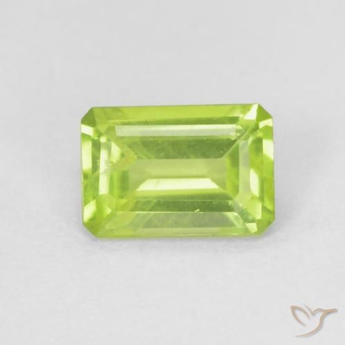Péridot Vert clair naturelle Octogone / coupe Émeraude, 0.56 ct, VS