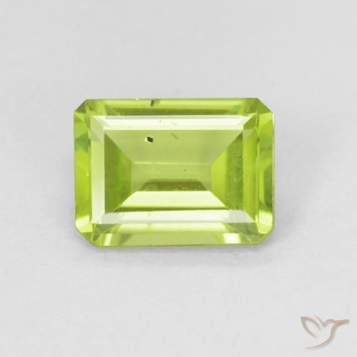 0.94ct Naturel Vert clair Péridot, Taille émeraude, VS
