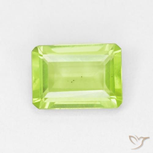 0.96ct Naturel Vert moyen Péridot, Taille émeraude, VVS