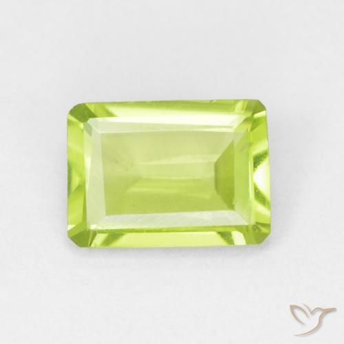 0.90ct Naturel Vert clair Péridot, Taille émeraude, VVS