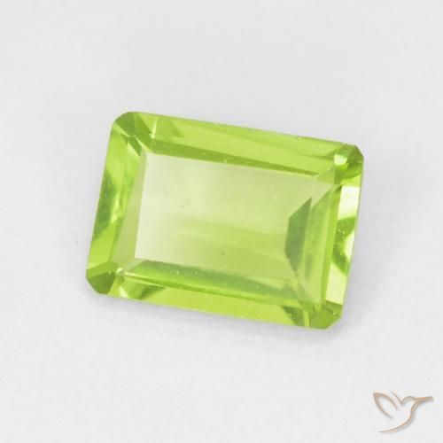 Péridot Vert clair naturelle Octogone / coupe Émeraude, 0.90 ct, VVS