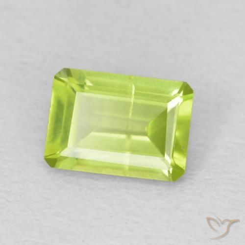 Péridot Vert clair naturelle Octogone / coupe Émeraude, 0.98 ct, SI